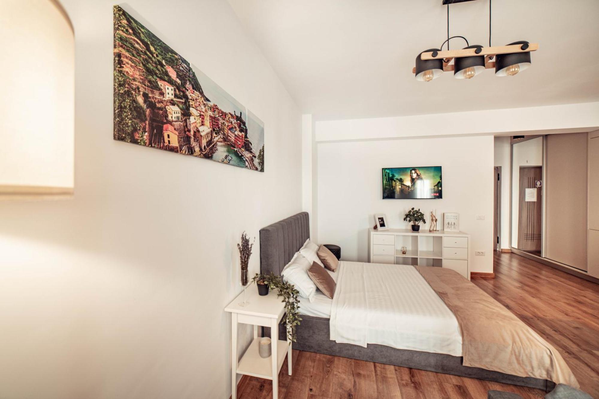 Palace Of Culture & Palas Mall Collection Suites & Studios ياش المظهر الخارجي الصورة