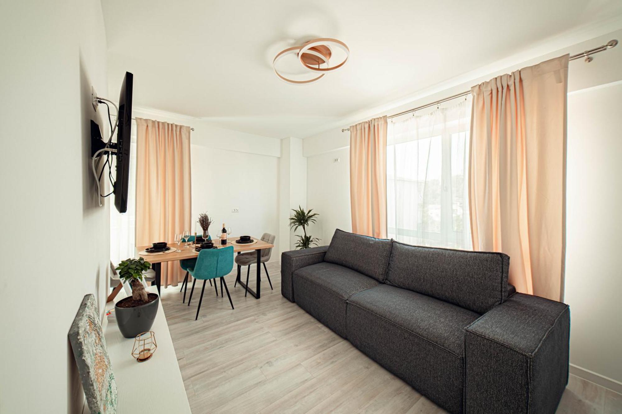 Palace Of Culture & Palas Mall Collection Suites & Studios ياش المظهر الخارجي الصورة